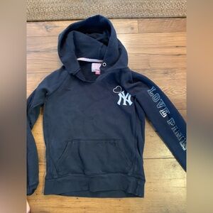Pink Yankees sweatshirt
